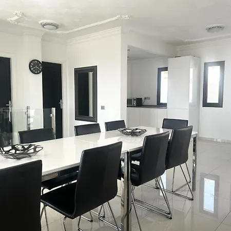 Vistas Costa Adeje Вилла *