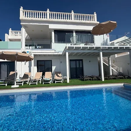 Вилла Vistas Costa Adeje *