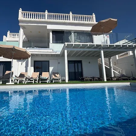 Вилла Vistas Costa Adeje Кальяо-Сальвахе